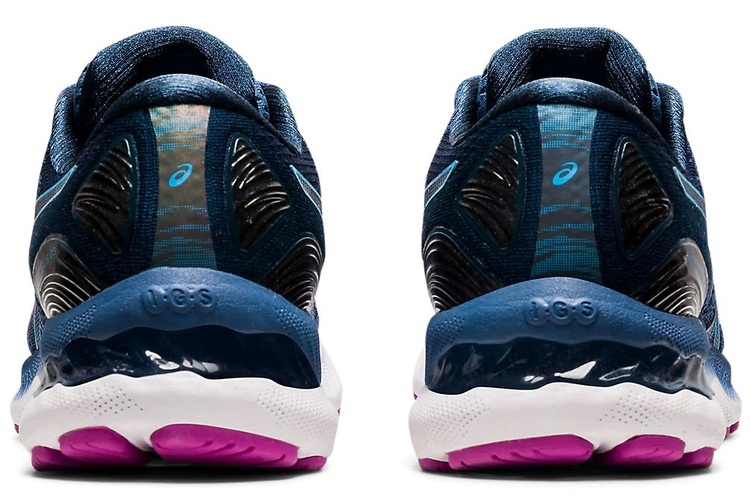 ASICS Gel-Nimbus 23 - 4.jpg