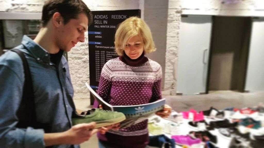 HKF6-rGp0L4.jpg HKF6-rGp0L4.jpg