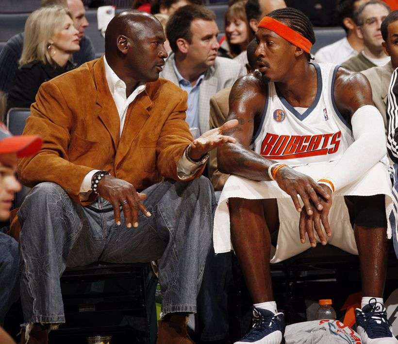 charlote-bobcats-gerald_wallace_michael_jordan.jpg