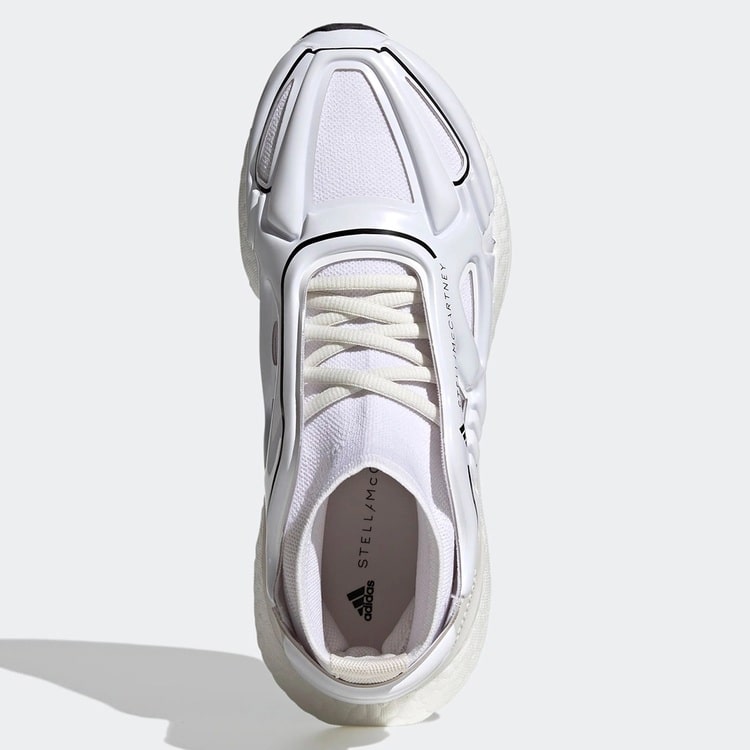 Adidas UltraBOOST 22 Stella McCartney 5-min.jpg
