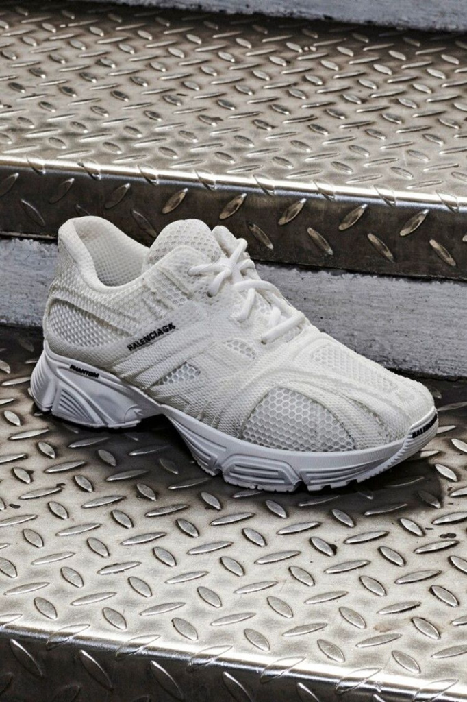 3 Balenciaga Cities Series-min.jpg