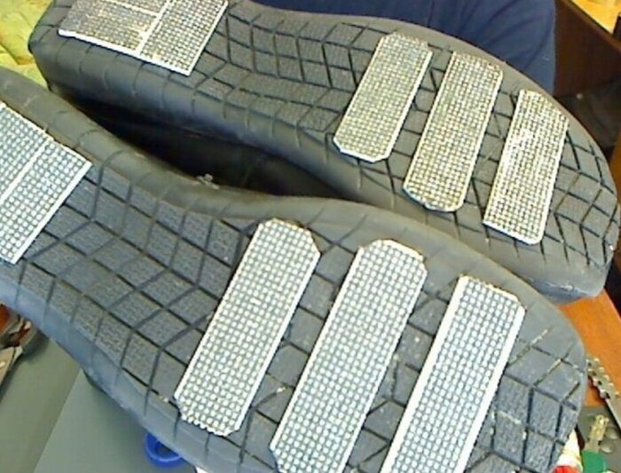 что сделать чтобы кроссовки не скользили зимой