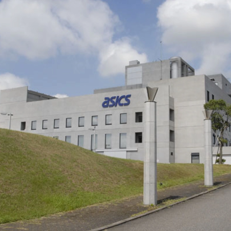 ASICS Onitsuka Tiger 7.jpg