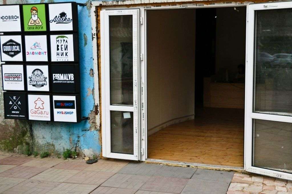 USBXu2qn_Lw.jpg USBXu2qn_Lw.jpg